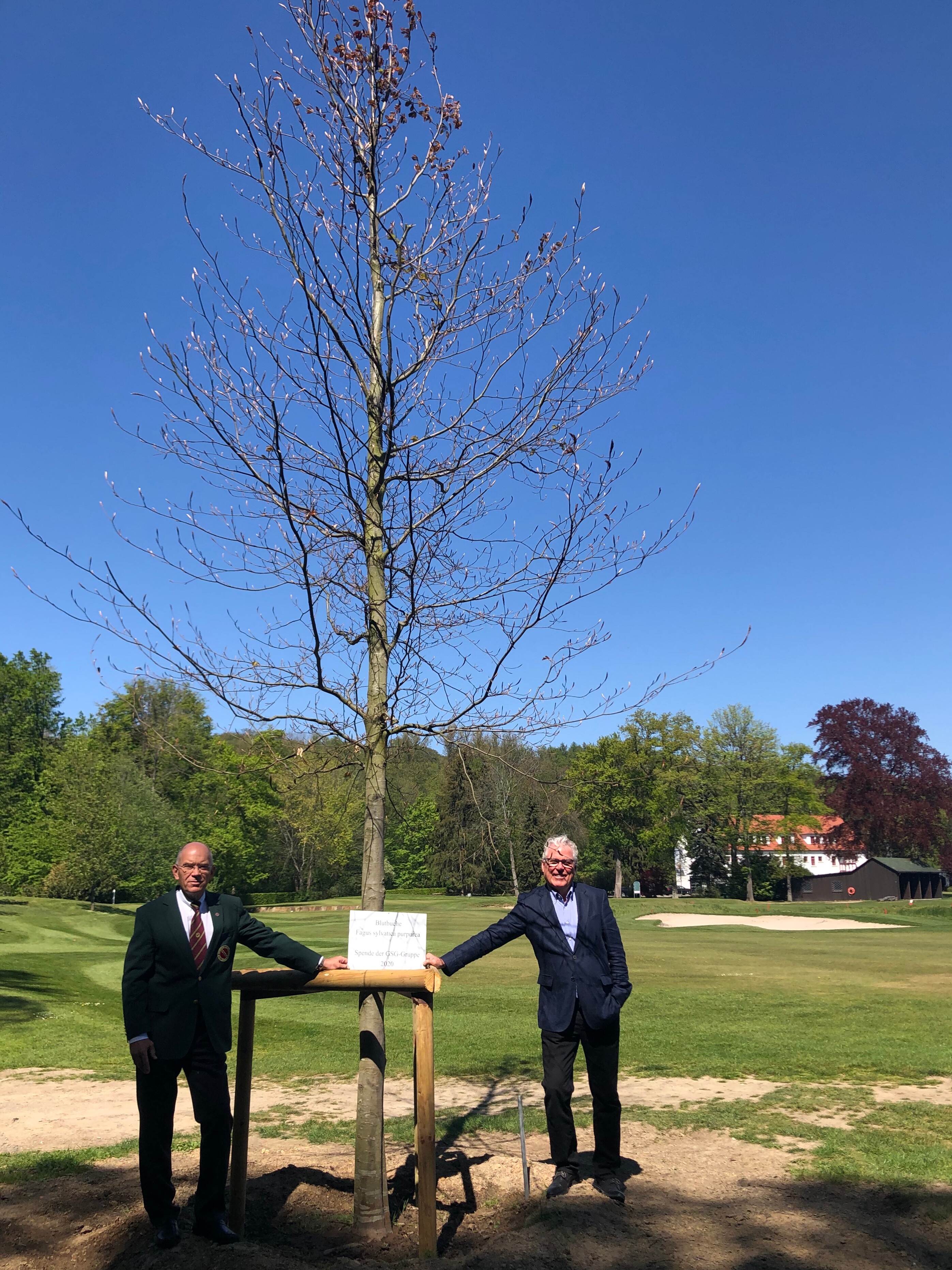 ETUF Golf: Pr&auml;sident Brinkmann mit GSG-Gruppenchef und Platzwart Dr. Wensing